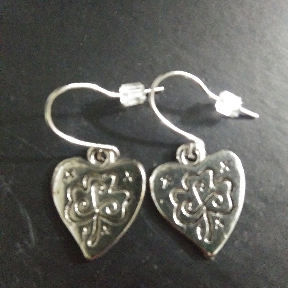 St party's earings